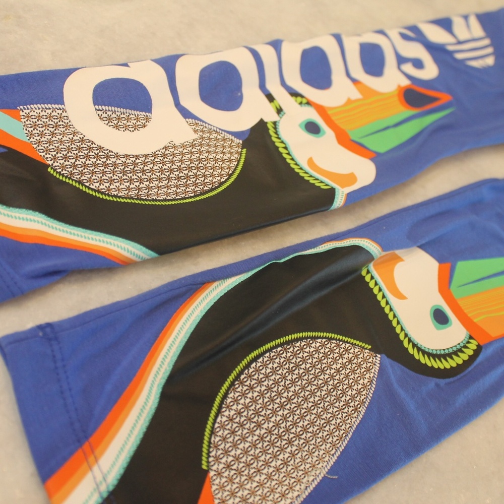 Bue Adidas Limited Edition Pelican Leggings